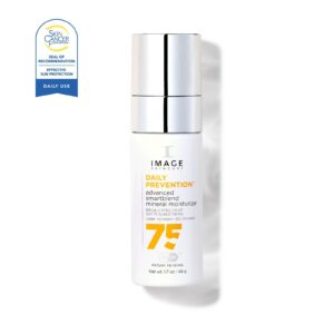 DAILY PREVENTION advanced smartblend SPF 75
